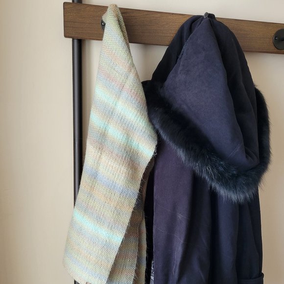 Hand-knit Linen Scarf - Picture 2 of 4